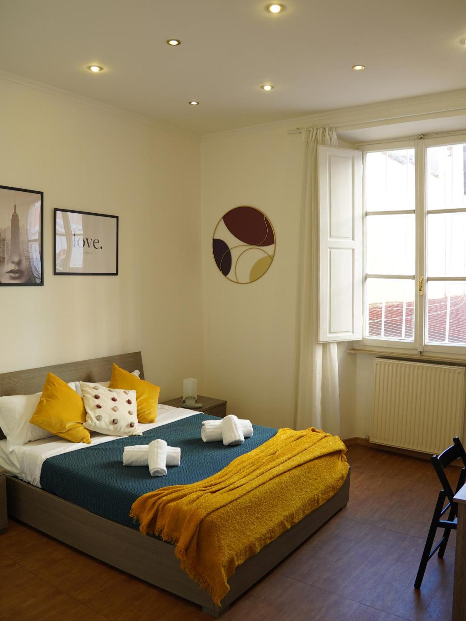 Charming In Termini Apartment Rome