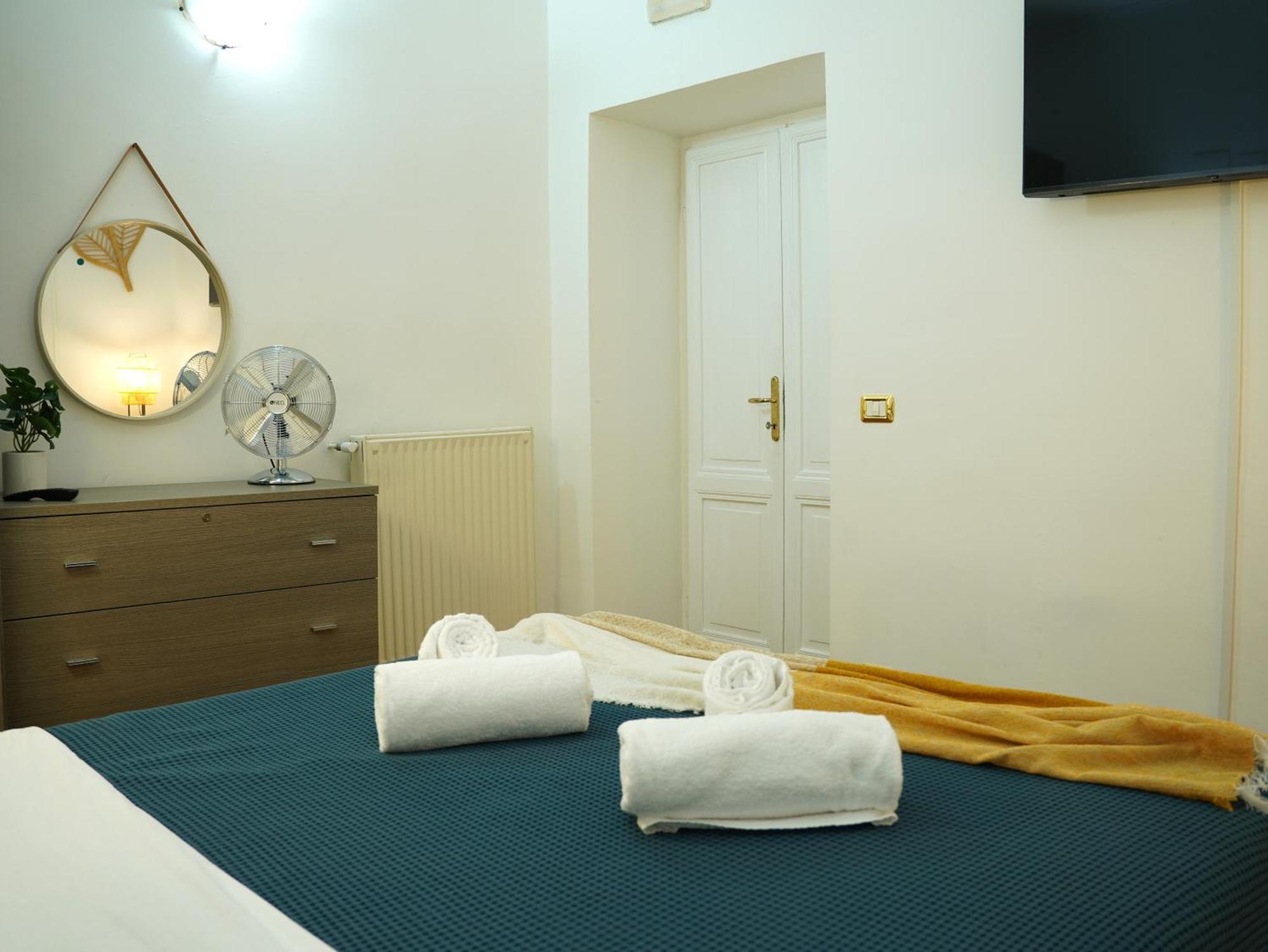 Charming In Termini Apartment Rome
