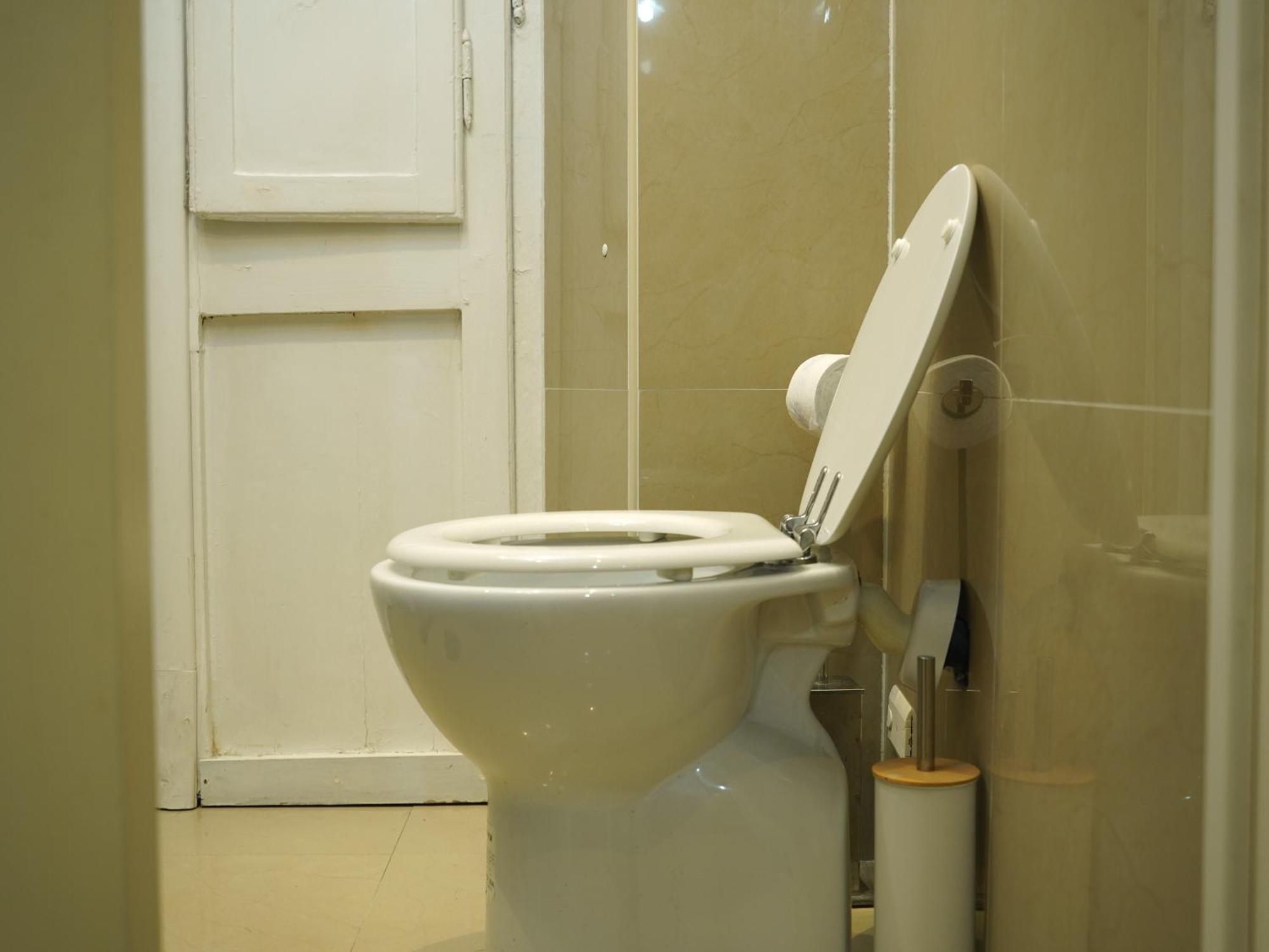 Charming In Termini Apartment Rome