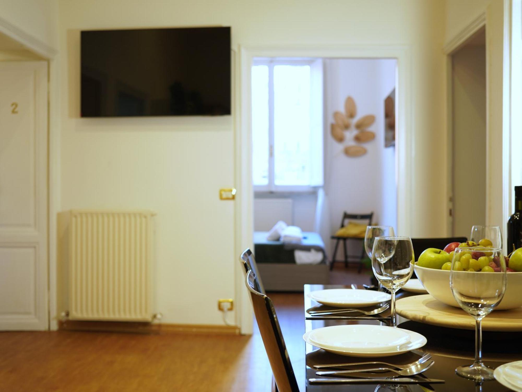 Charming In Termini Apartment Rome